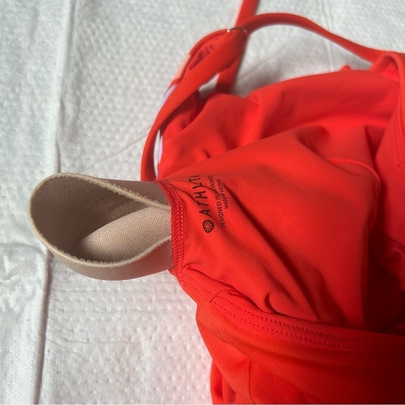 Athleta Women Swim Suit 1 Piece Large Floral Red Nylon Lycra Spandex - Picture 7 of 8